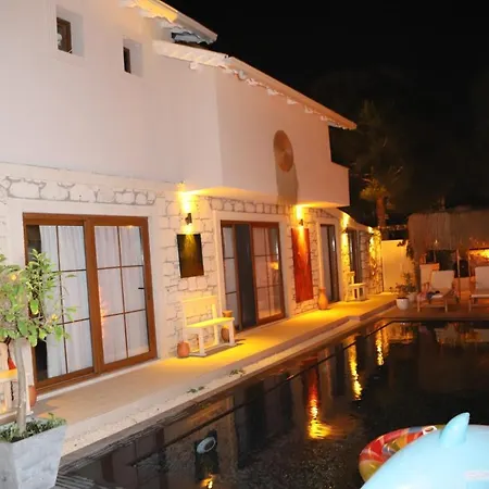 Lulu Butik * Cesme