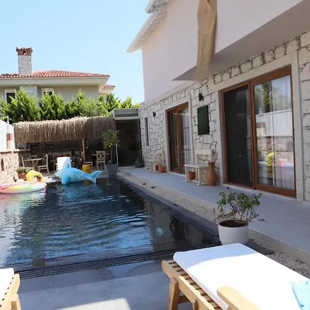 Lulu Butik * Cesme