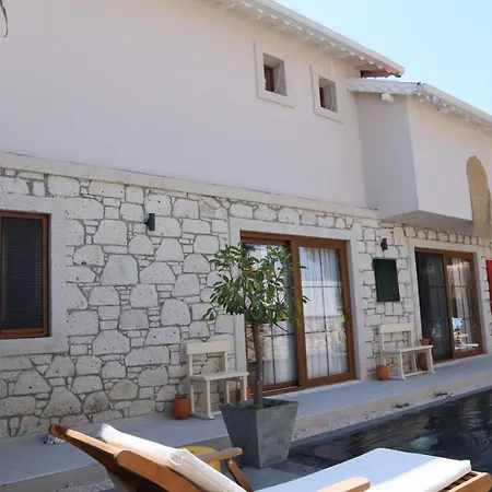 Lulu Butik Hotel *