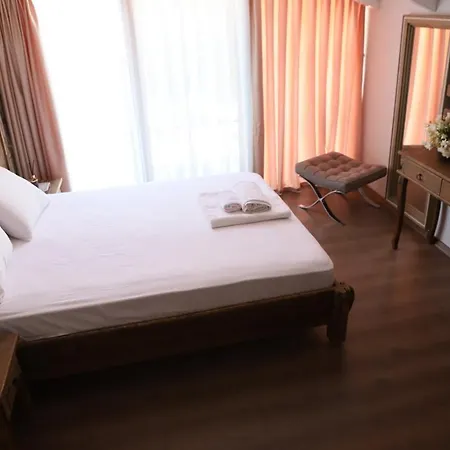 Lulu Butik Otel *